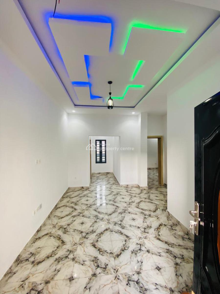 Very Sharp 2 Bedroom Apartment in an Estate, Upstairs Available., Sangotedo, Sangotedo, Ajah, Lagos, Flat / Apartment for Rent