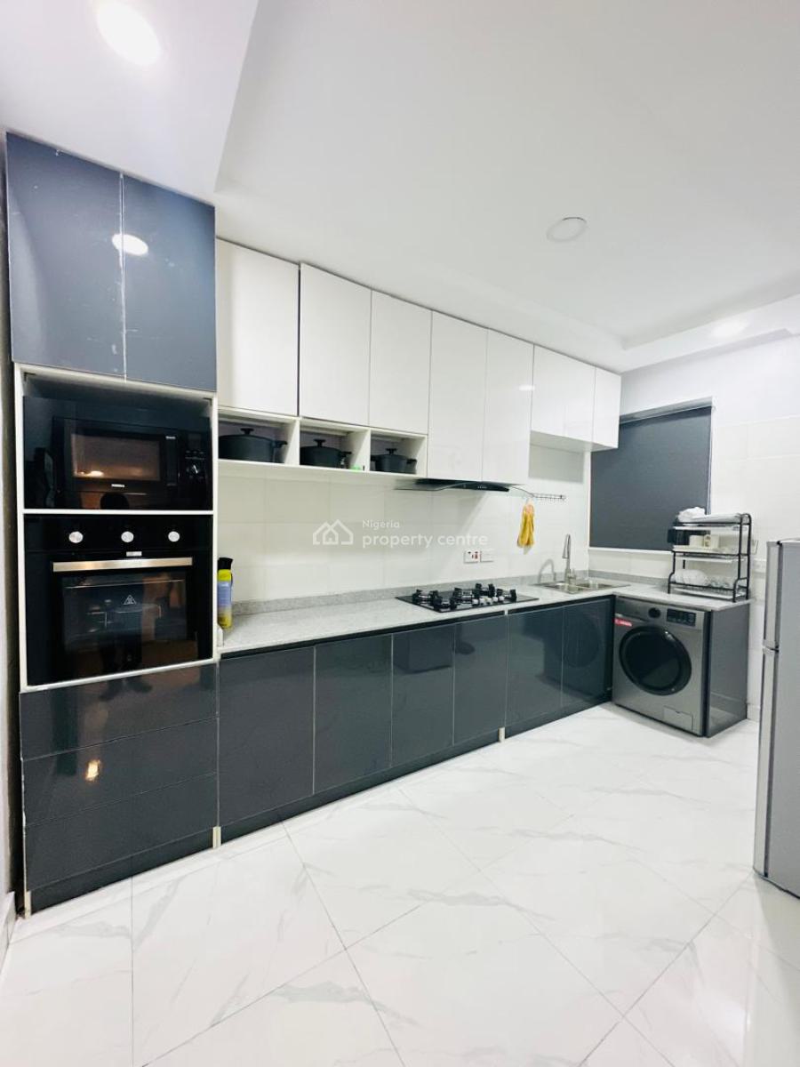Luxury 3-bedroom with Pool, Ps5 & 24/7 Power, Ikate, Lekki, Lagos, Flat / Apartment Short Let