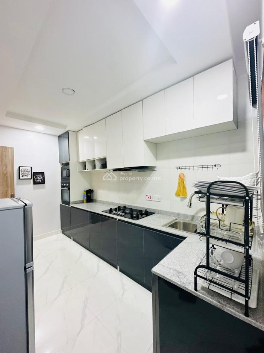 Luxury 3-bedroom with Pool, Ps5 & 24/7 Power, Ikate, Lekki, Lagos, Flat / Apartment Short Let