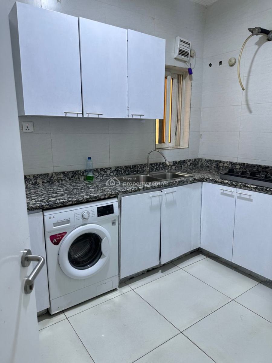Tastefully Furnished 2 Bedroom Apartment, Admiralty Road, Lekki Phase 1, Lekki, Lagos, Flat / Apartment for Rent