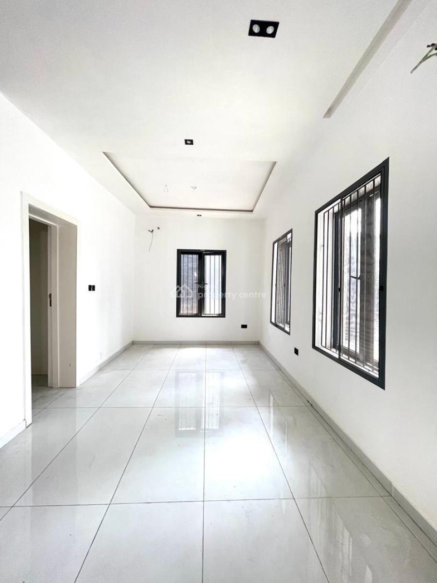 Luxurious Fully Service 4 Bedroom Semi Detached Duplex with Bq, Lekki Phase 1, Lekki, Lagos, Semi-detached Duplex for Sale