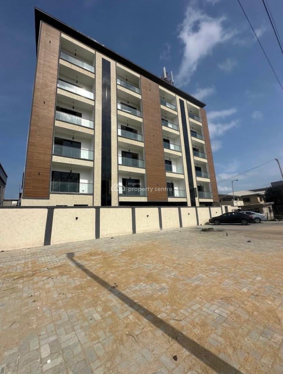 3 Bedroom Maisonette with Pool and Elevator, Lekki Phase 1, Lekki, Lagos, Flat / Apartment for Rent