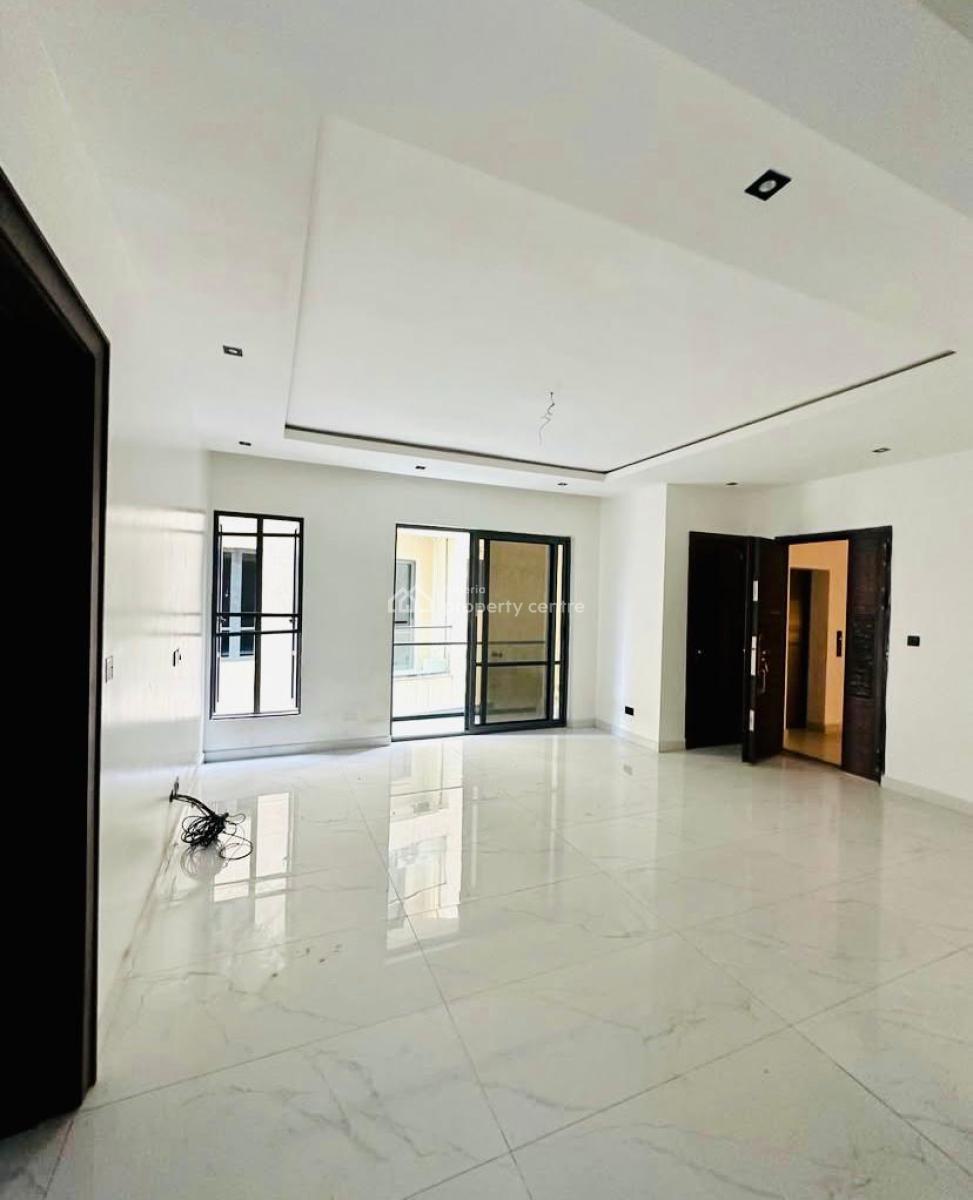 2 Bedroom Serviced Apartment with Pool Gym and Elevator, Lekki Phase 1, Lekki, Lagos, Flat / Apartment for Rent