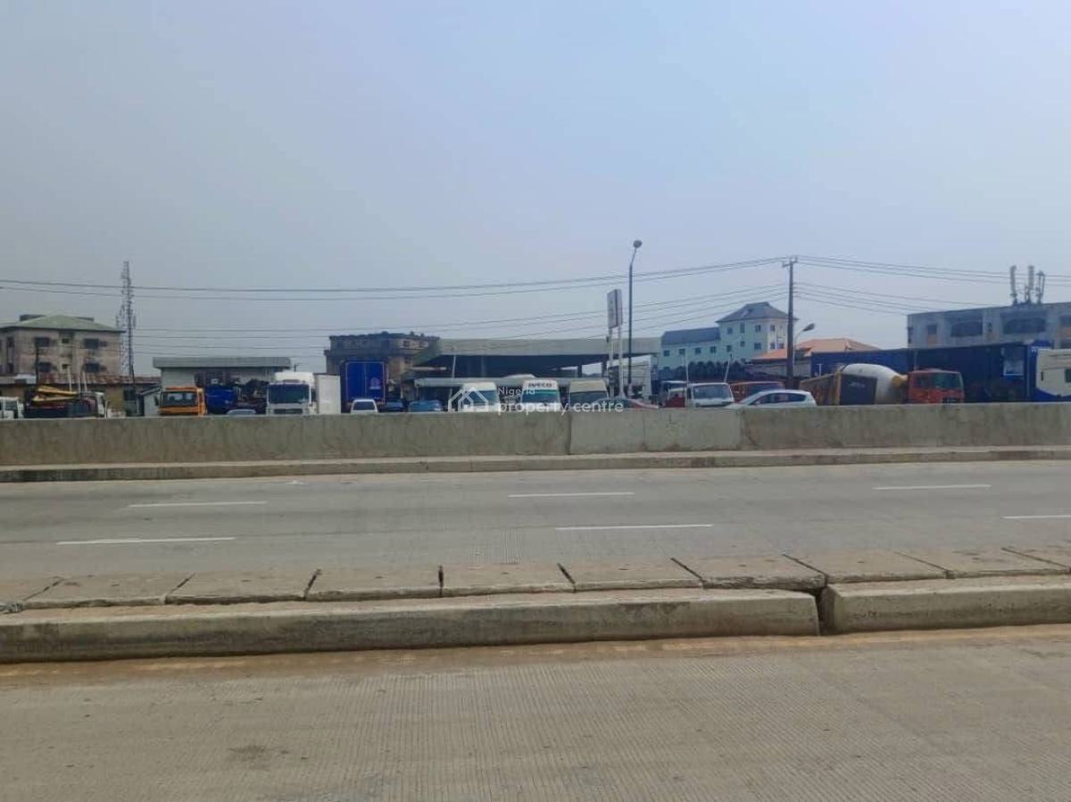 Commercial Service Station in a Good Area, Oshodi, Lagos, Filling Station for Sale