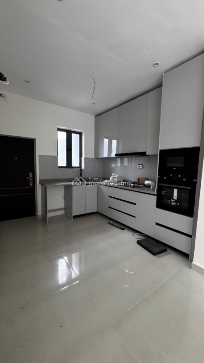 Exquisite Well Built  4 Bedroom Terrace Duplex, Chevron Axis, Lekki, Lagos, Terraced Duplex for Sale