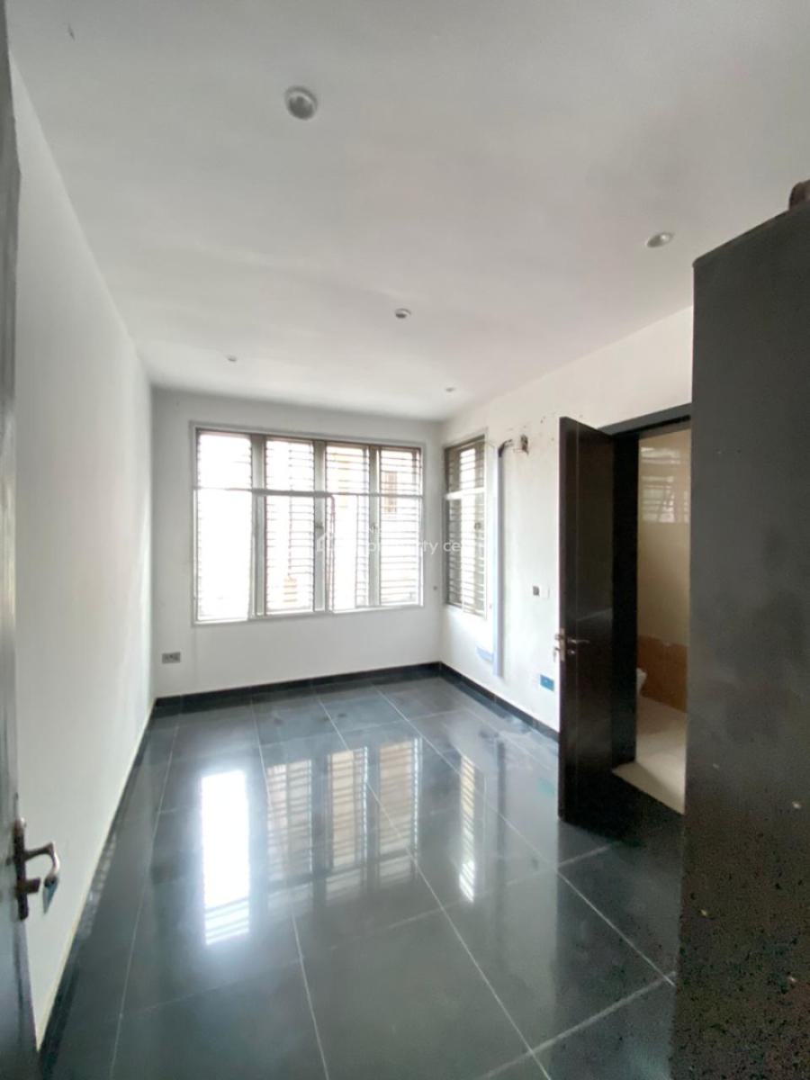 Spacious 4 Bedroom Terrace Duplex with Bq, Off Admiralty Way, Lekki Phase 1, Lekki, Lagos, Terraced Duplex for Rent