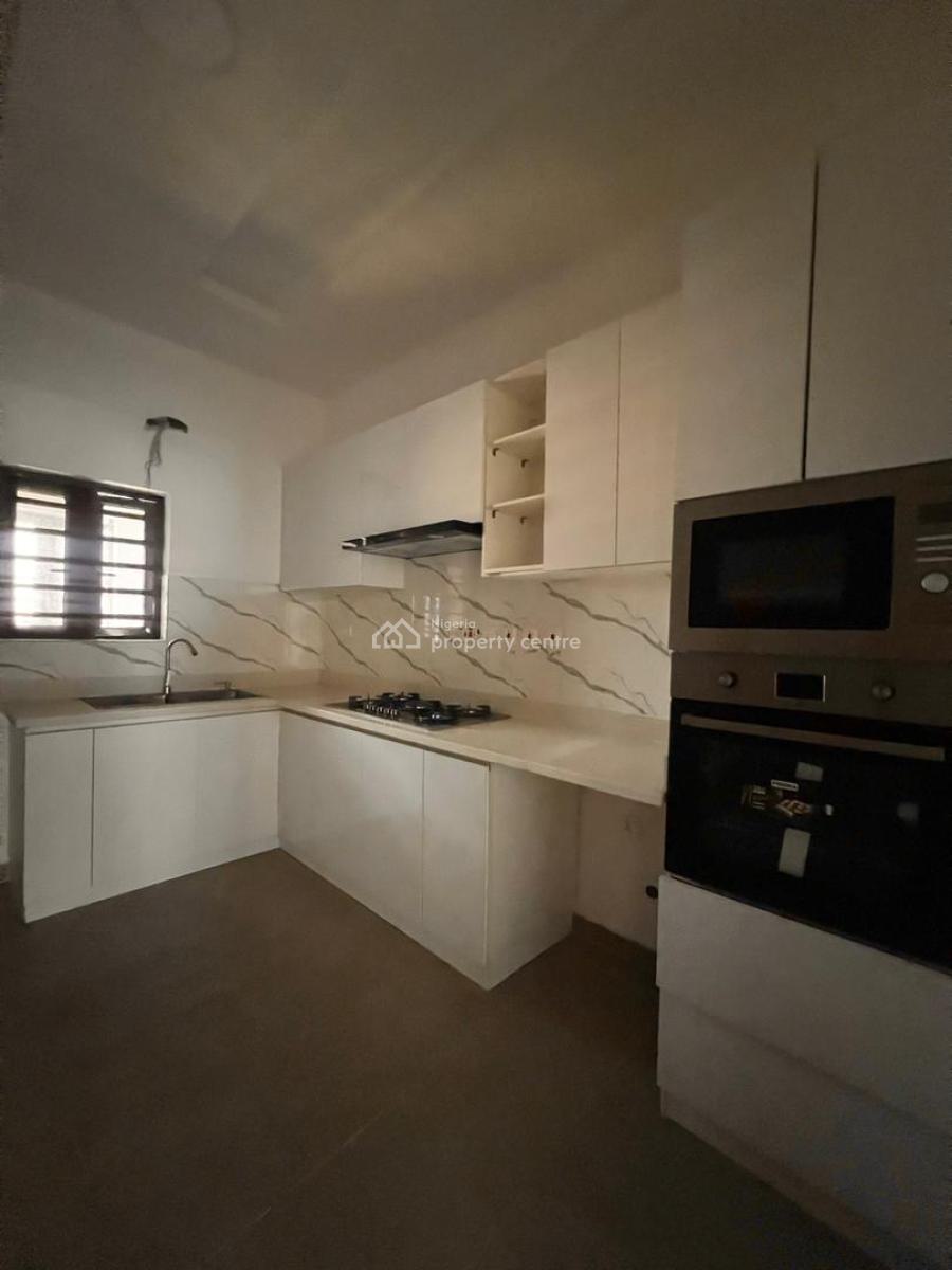 2 Bedrooms Flats, Lekki Phase 1, Lekki, Lagos, Flat / Apartment for Sale