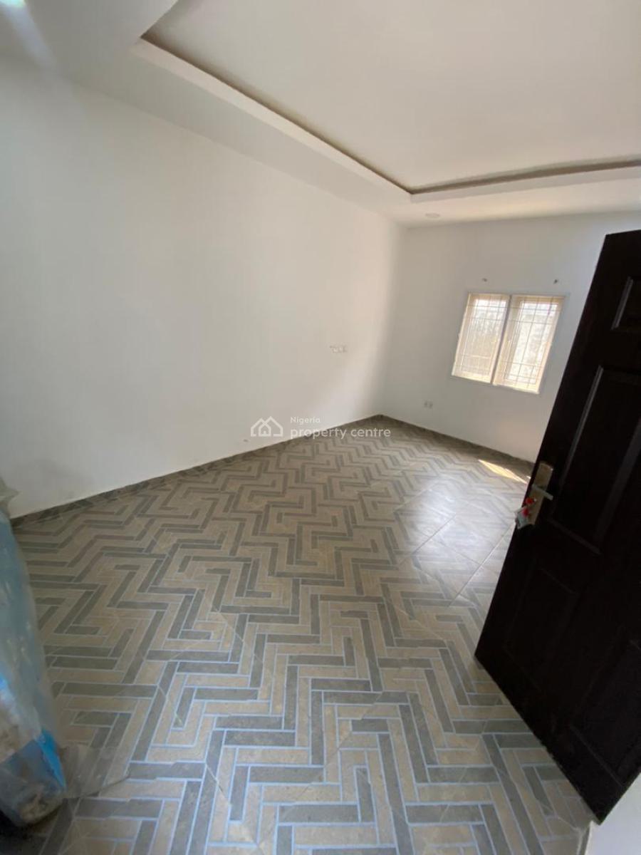 Renovated 1 Bedroom Bungalow, Queens Estate, Gwarinpa, Abuja, Mini Flat (room and Parlour) for Rent