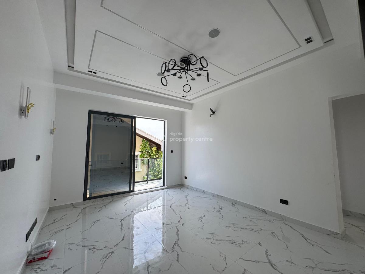 2 Bedroom Flat, Lekki Phase 1, Lekki, Lagos, Flat / Apartment for Sale