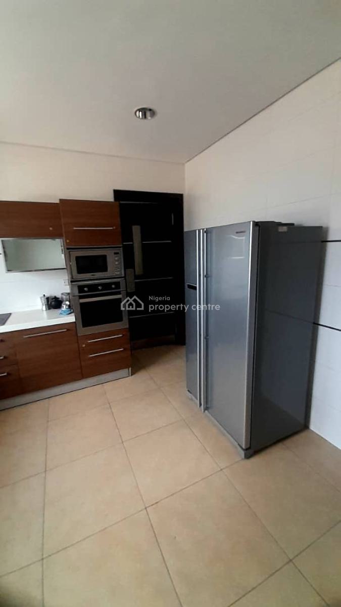 Luxuriously Furnished 2 Bdrm Duplex in a Good Area, Old Ikoyi, Ikoyi, Lagos, Flat / Apartment for Sale