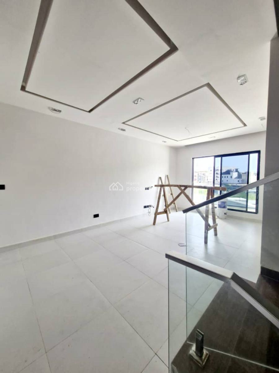 Well Furnished 4 Bedrooms Terraced Duplex in a Good Area, Lekki Phase 1, Lekki, Lagos, Terraced Duplex for Sale