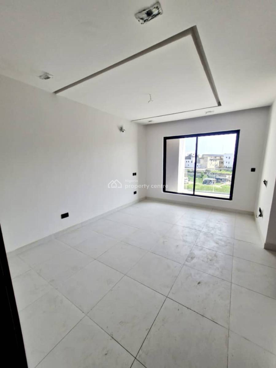 Well Furnished 4 Bedrooms Terraced Duplex in a Good Area, Lekki Phase 1, Lekki, Lagos, Terraced Duplex for Sale