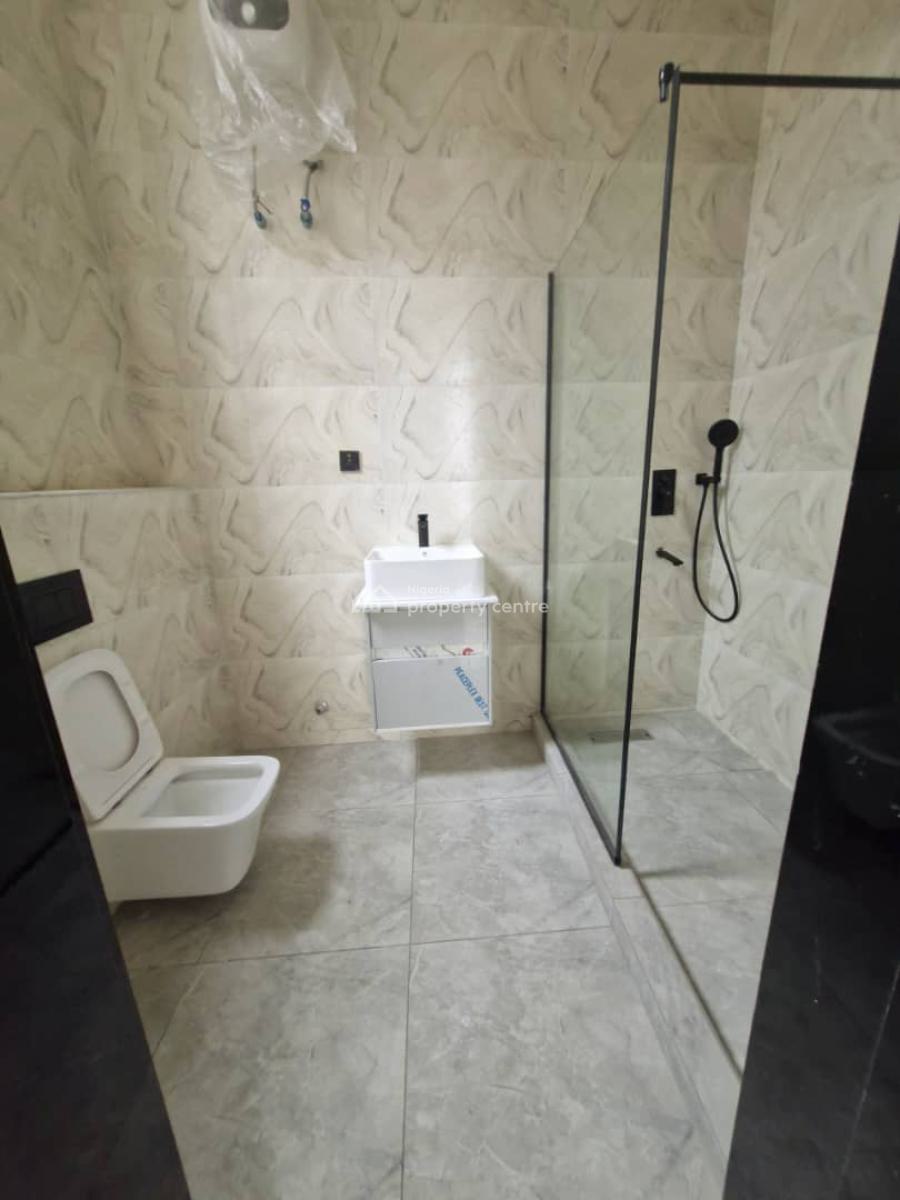 Massive 5 Bedrooms Fully Detached Duplex in a Good Area, Osapa, Lekki, Lagos, Detached Duplex for Sale