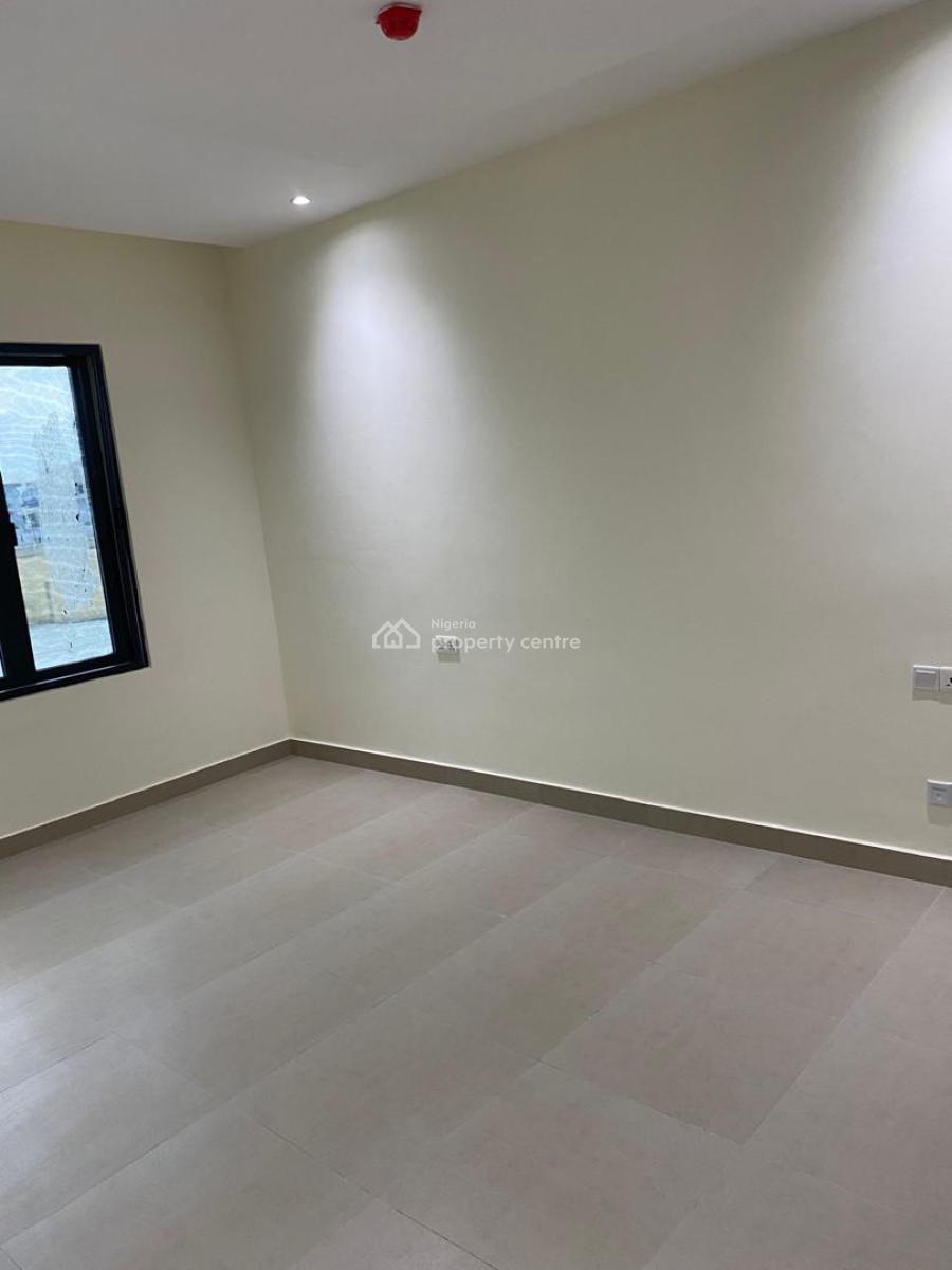 Exquisite 2 Bedroom Waterfront Apartments, Lekki Phase 1, Lekki, Lagos, Flat / Apartment for Rent