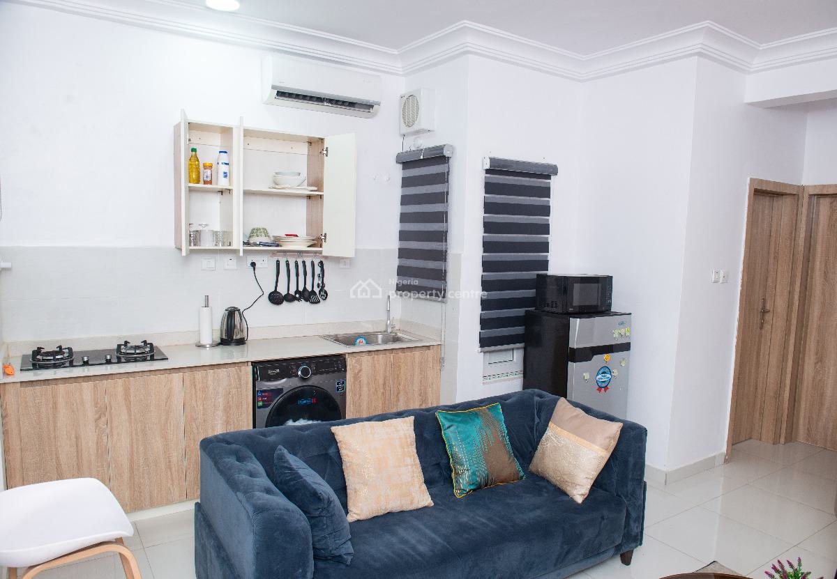 Cosy One Bedroom Furnished Apartment, Chevron Drive, Lekki, Lagos, Mini Flat (room and Parlour) for Rent