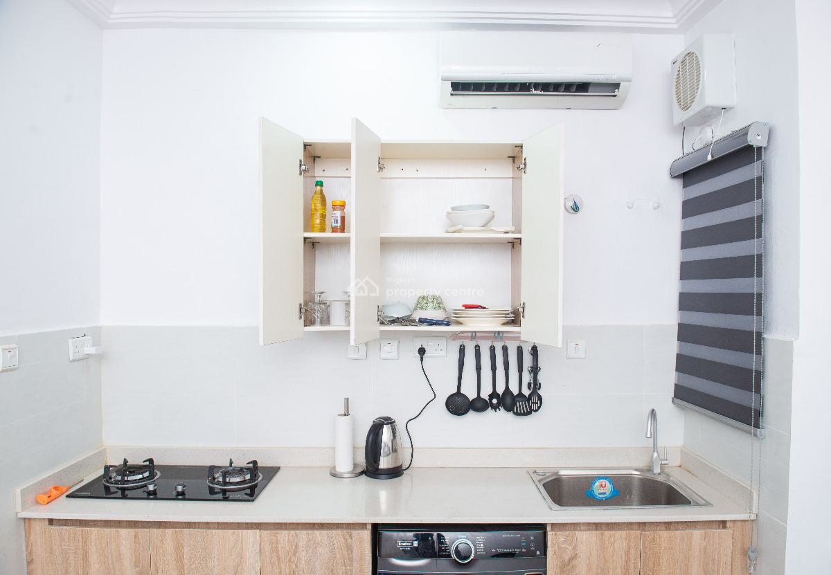 Cosy One Bedroom Furnished Apartment, Chevron Drive, Lekki, Lagos, Mini Flat (room and Parlour) for Rent
