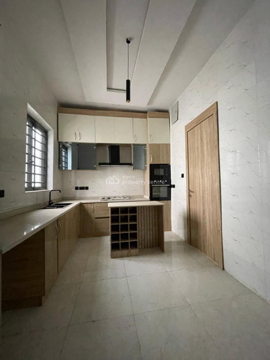 Exquisite 3 Bedroom  with Bq, Ikota, Lekki, Lagos, Terraced Duplex for Sale