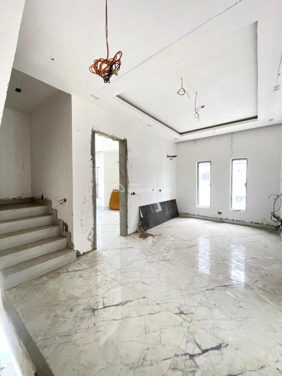 Beautiful 4 Bedroom with Bq and Reverse Osmosis Water Treatment Plant, Lekki Phase 1, Lekki, Lagos, Semi-detached Duplex for Sale