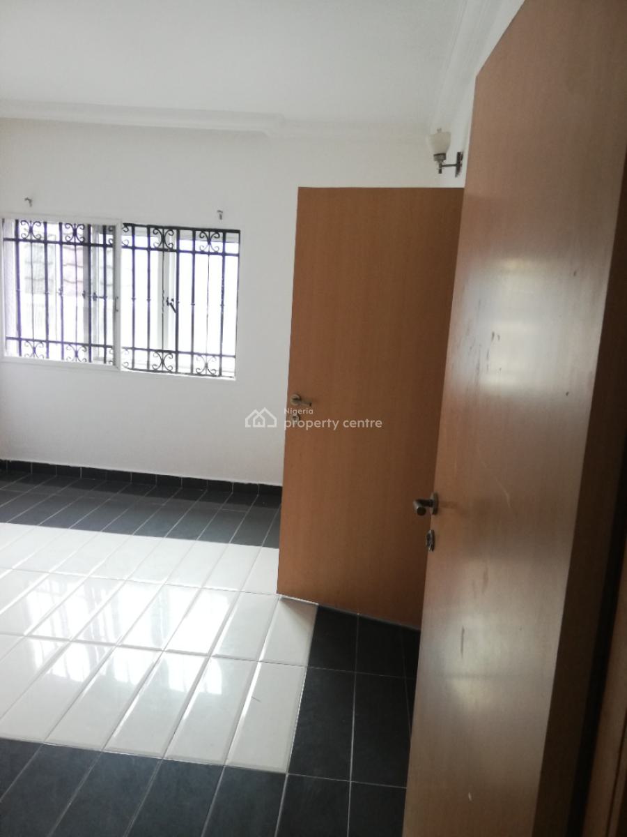 Very Clean 4 Bedroom Terrace Duplex Within a Secured Estate., Ikota, Lekki, Lagos, Terraced Duplex for Rent