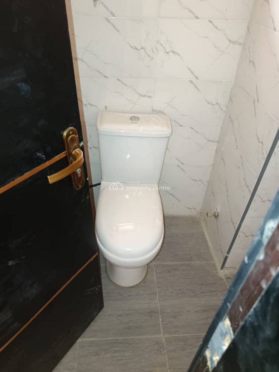 New Lovely 2 Bedroom, Surulere, Lagos, Flat / Apartment for Rent