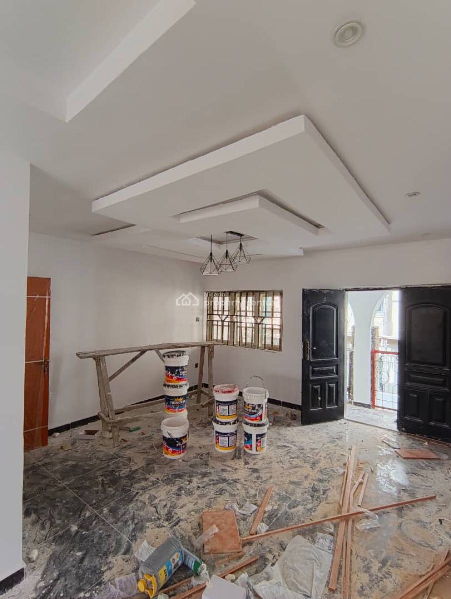 Renovated Three Bedroom Apartment, Ologolo, Lekki, Lagos, Flat / Apartment for Rent