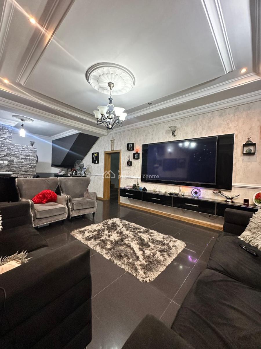 4 Bedroom Furnished Duplex, Osapa, Lekki, Lagos, Terraced Duplex for Sale