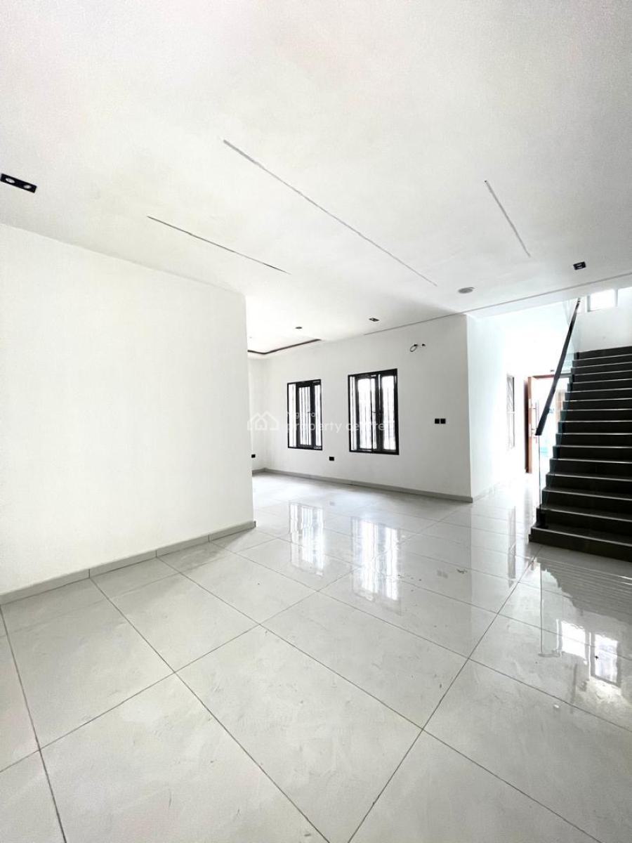 Luxurious Fully Service 4 Bedroom Semi Detached Duplex with Bq and Par, Lekki Phase 1, Lekki, Lagos, House for Sale