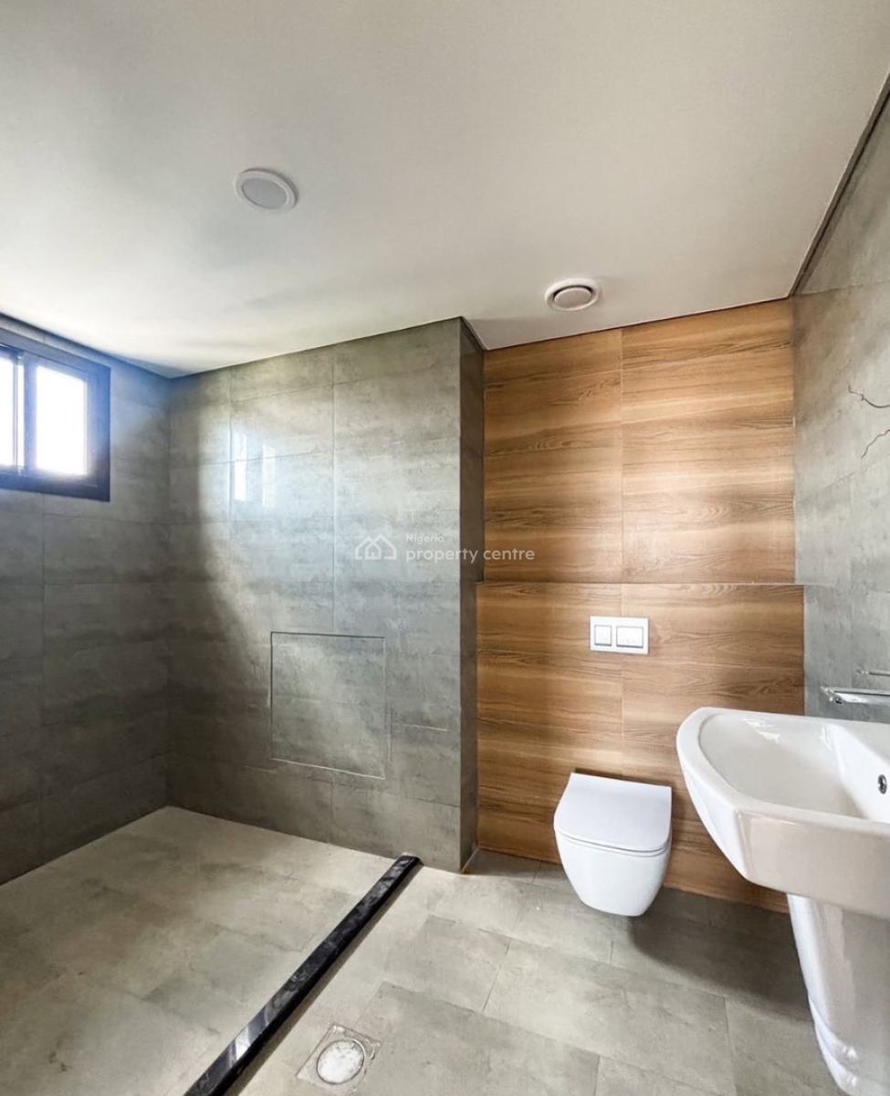 Magnificently Built 4 Bedroom Apartment, Banana Island Road, Ikoyi, Lagos, Block of Flats for Sale