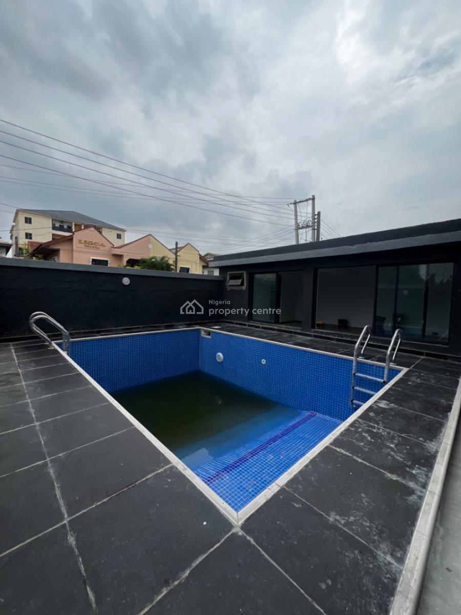 Lovely Massive 1 Bedroom Apartment, Lekki Phase 1, Lekki, Lagos, Flat / Apartment for Sale