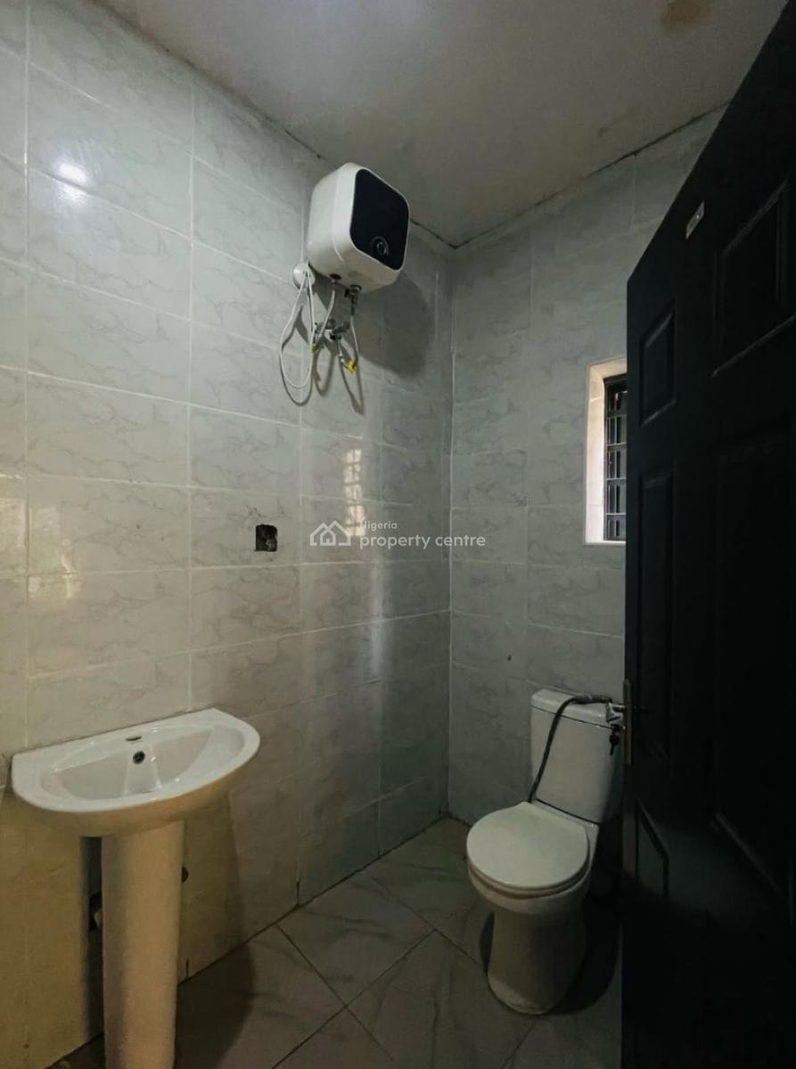 Spacious 2 Bedroom Apartment, Orchid, Lekki, Lagos, Flat / Apartment for Rent