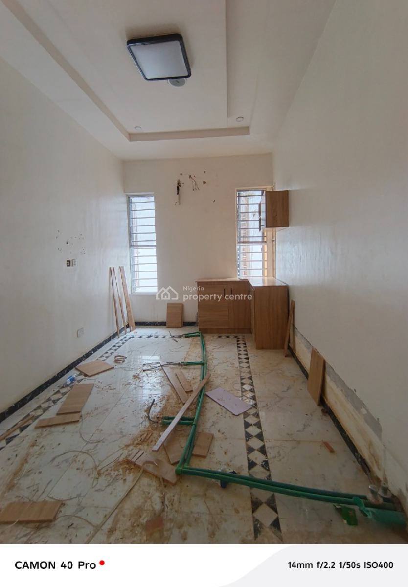 Clean and Sharp Room and Parlor Mini Flat in Osapa, Osapa, Lekki, Lagos, Mini Flat (room and Parlour) for Rent