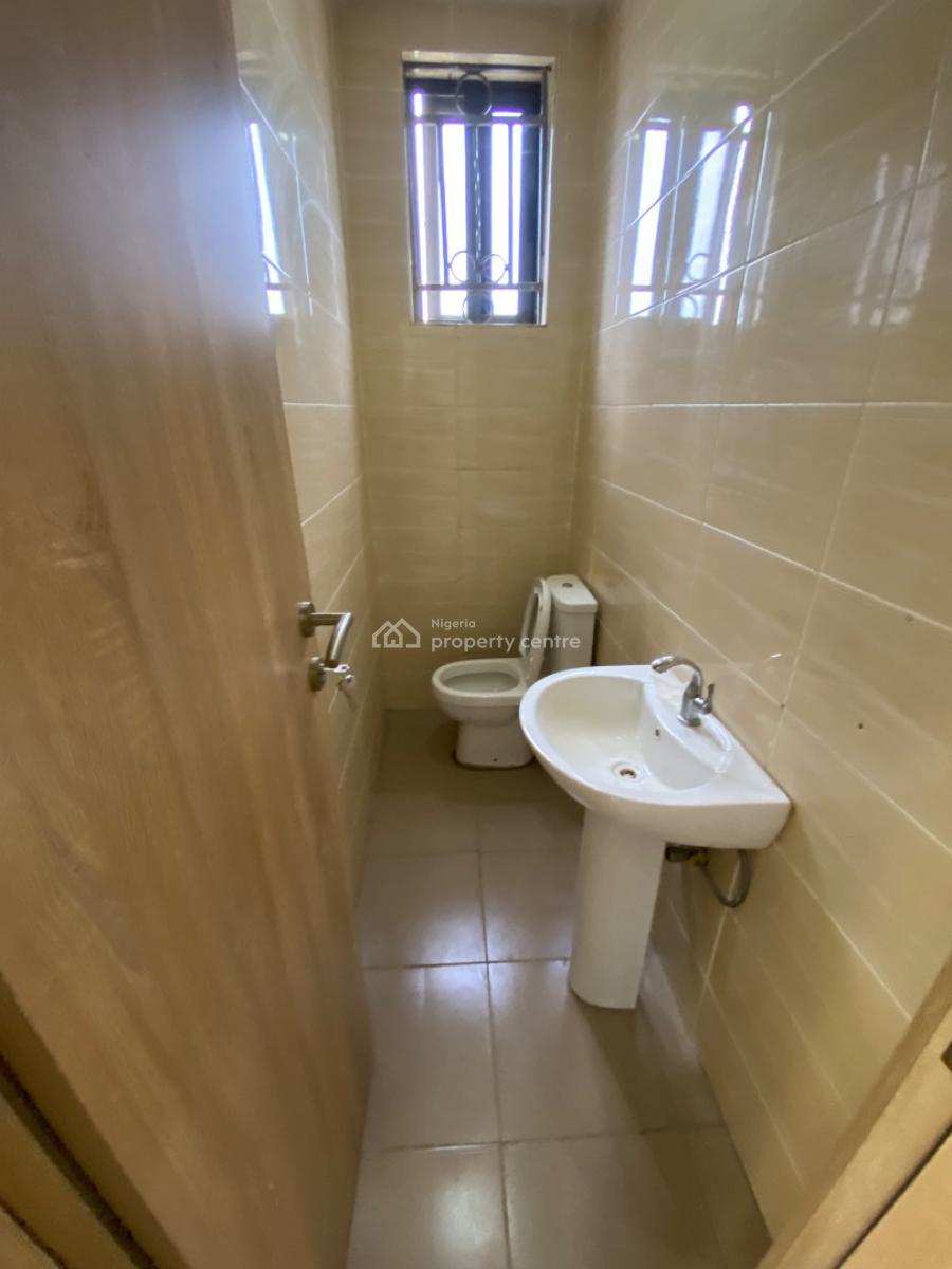 Luxury Two Bedroom Block of Flat, Jahi Gilmore, Jahi, Abuja, Flat / Apartment for Rent