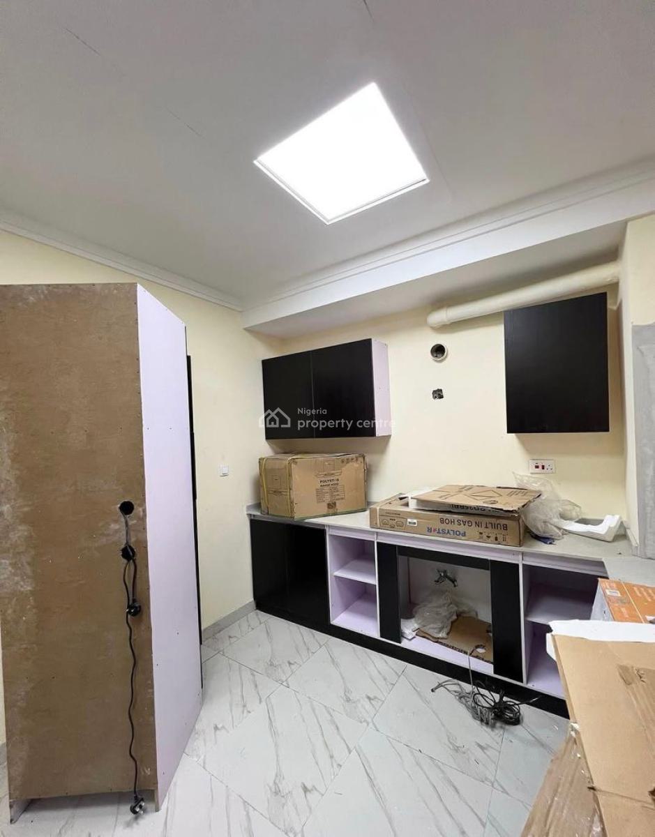 Beautifully Built 2 Bedroom Apartment, Victoria Island (vi), Lagos, Flat / Apartment for Sale