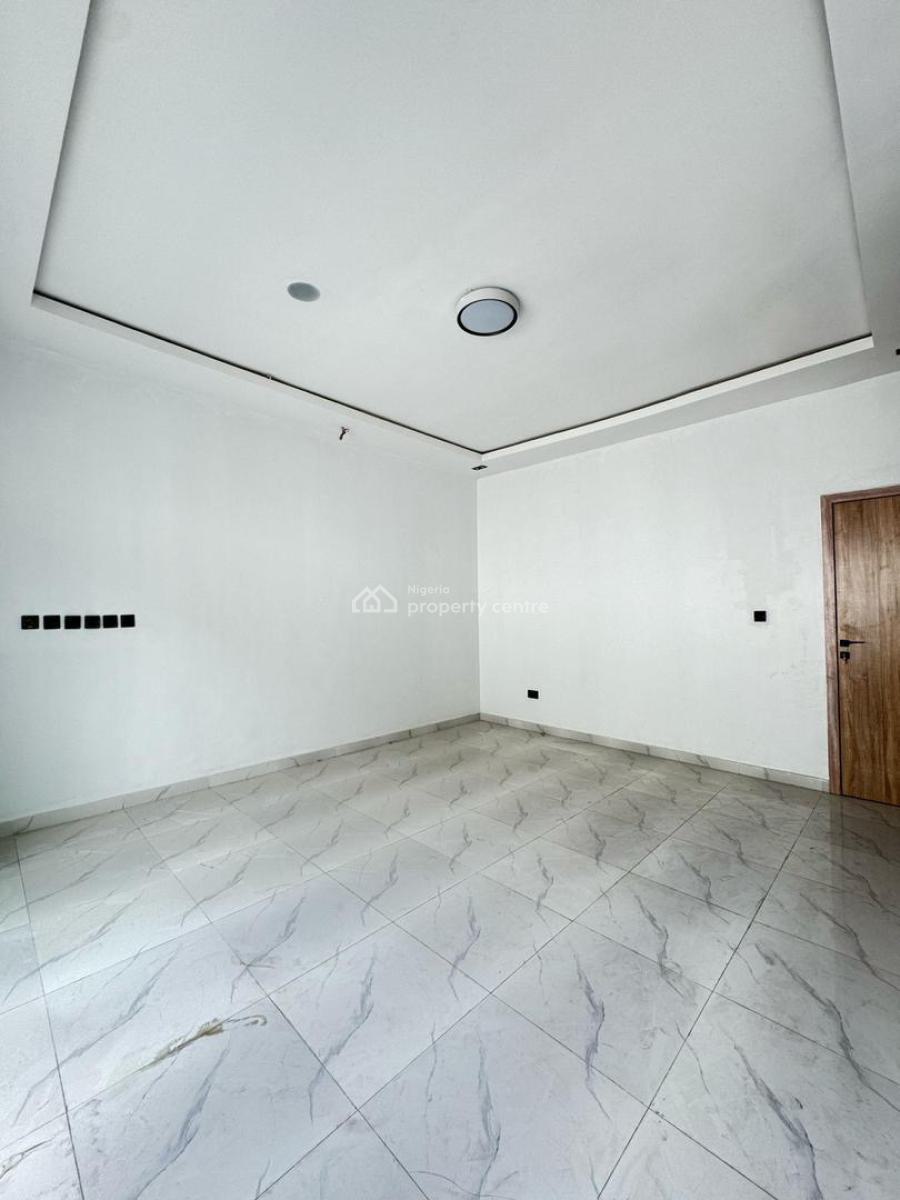 Beautiful 4 Bedroom Terraced Duplex in a Secured Estate, Lekki, Lagos, House for Sale