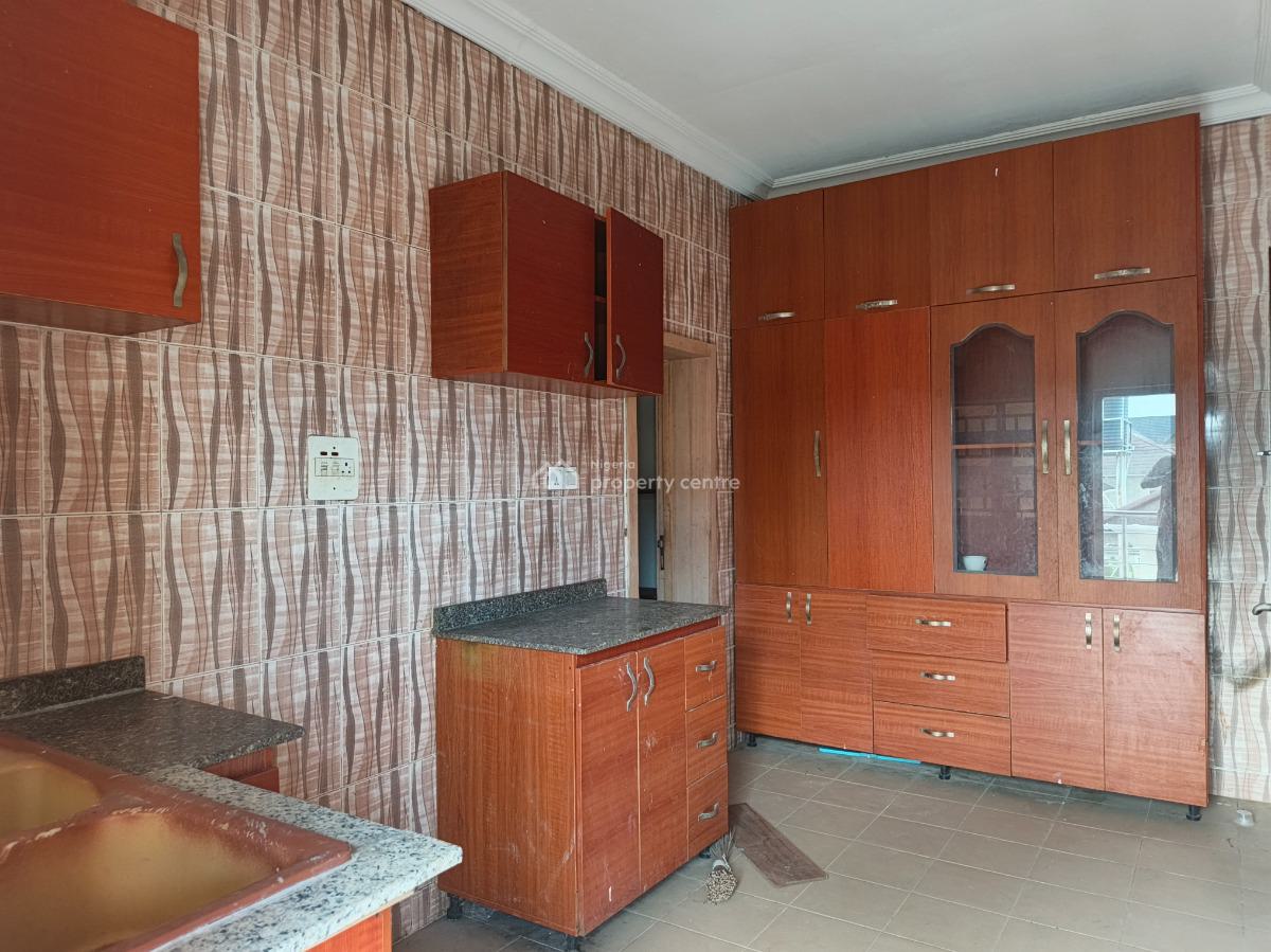 a 3 Bedroom Flat with Bq, Chevron, Lekki, Lagos, Flat / Apartment for Rent