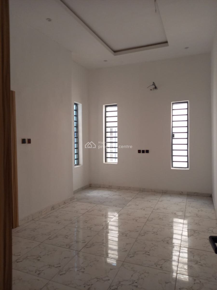4 Bedrooms Semi Detached Duplex Without a Bq, Ajah, Lagos, Semi-detached Duplex for Sale