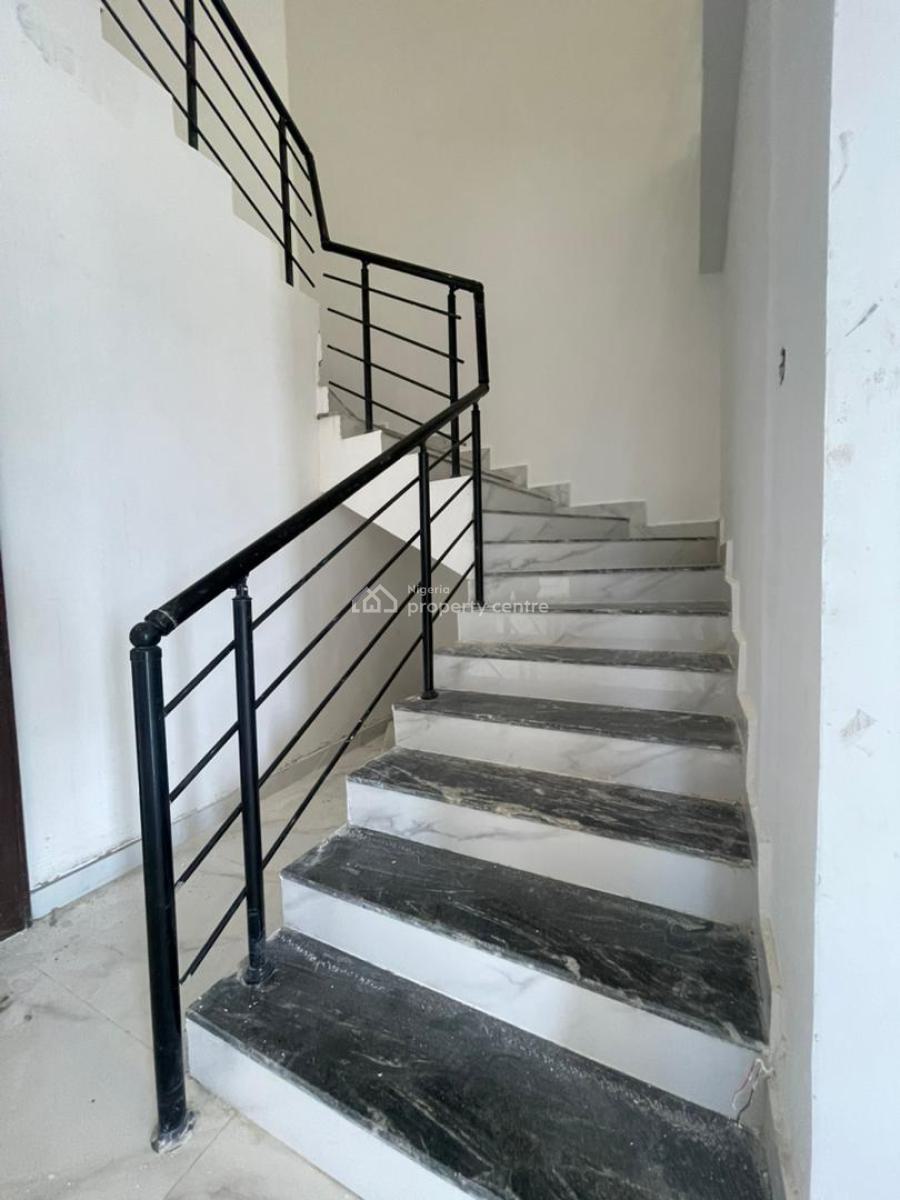 Luxury Sweet 2 Bedroom Apartment with Bq, Lekki Phase 1, Lekki, Lagos, Flat / Apartment for Sale