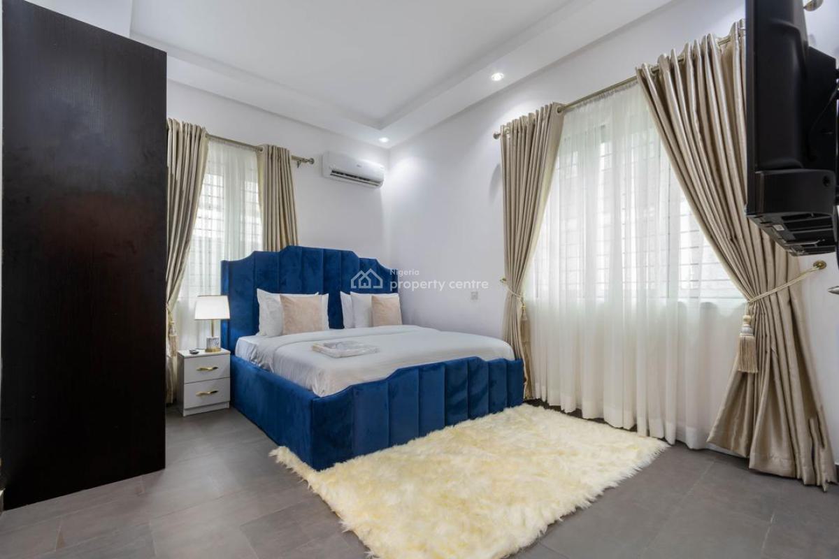 Modern 3 Bedroom Apartment, Lekki Phase 1, Lekki, Lagos, Flat / Apartment Short Let