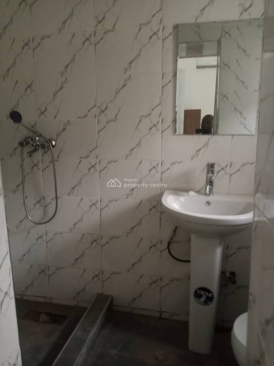 Excellent Spacious Brand New 2 Bedroom Apartment, Wuye, Abuja, Flat / Apartment for Rent