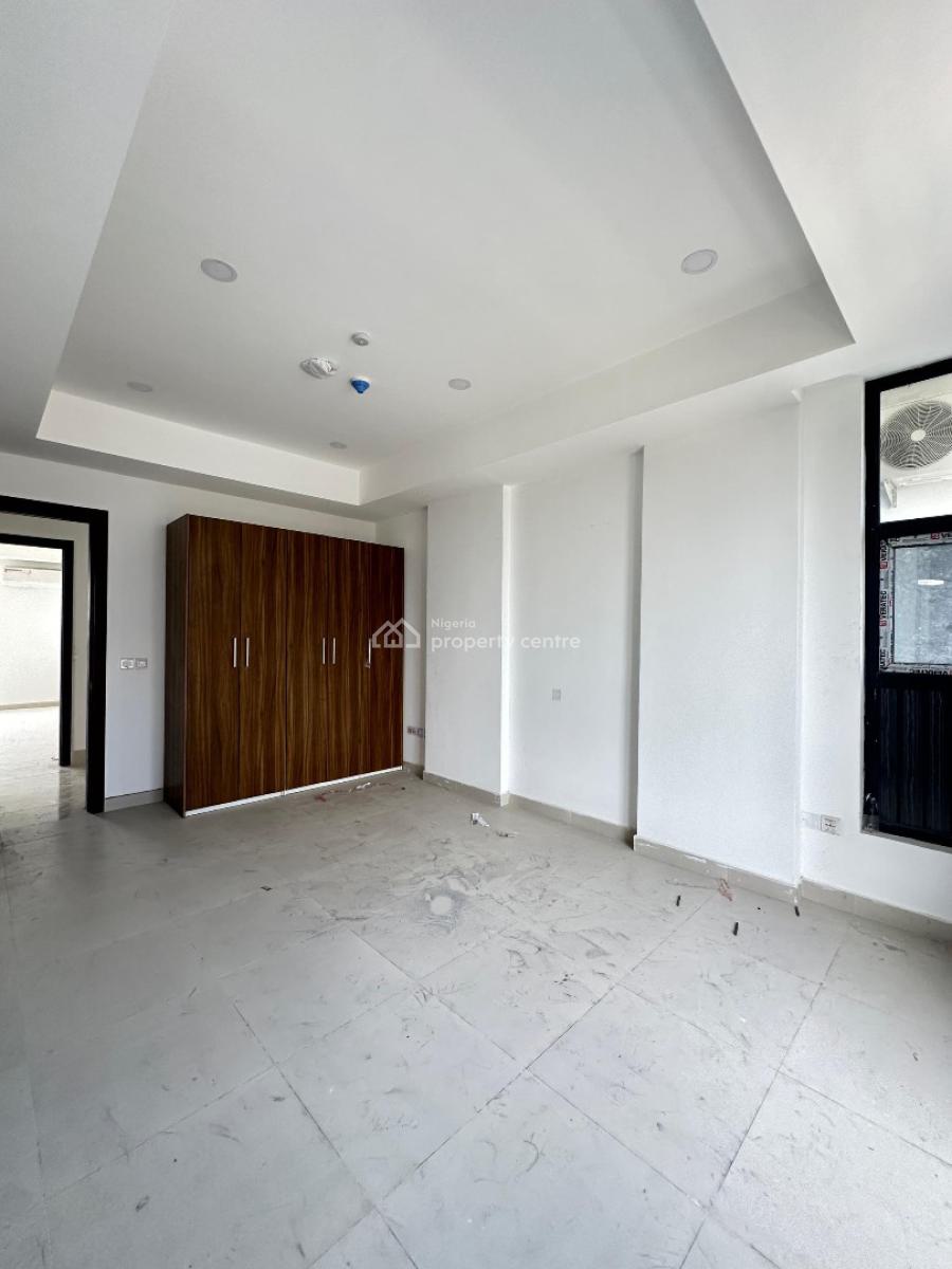 Luxury 3 Bedroom Apartment with Bq, Pool and Gym, Lekki Phase 1, Lekki, Lagos, Flat / Apartment for Sale
