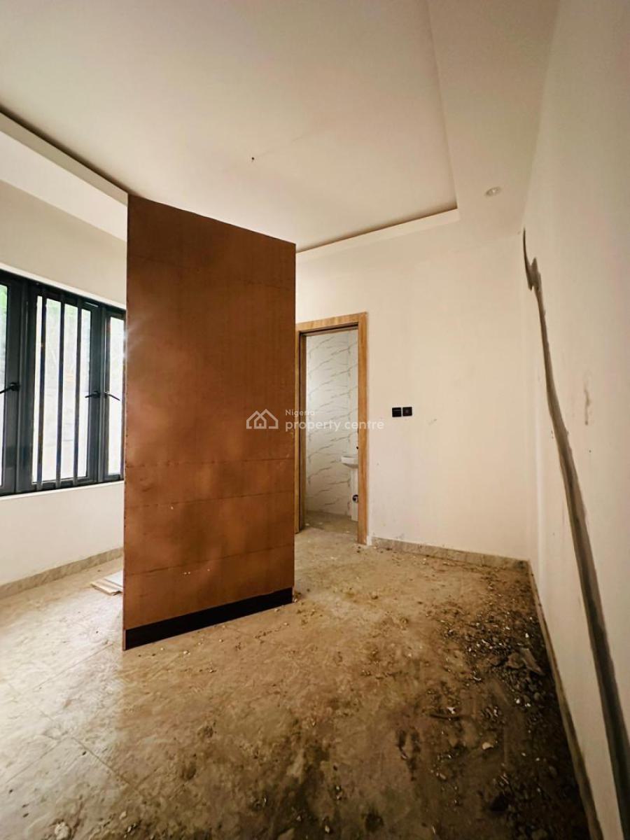 Lovely 4 Bedroom Apartment Boasting Top Tier Amenities, Gra Phase 2, Magodo, Lagos, Block of Flats for Sale