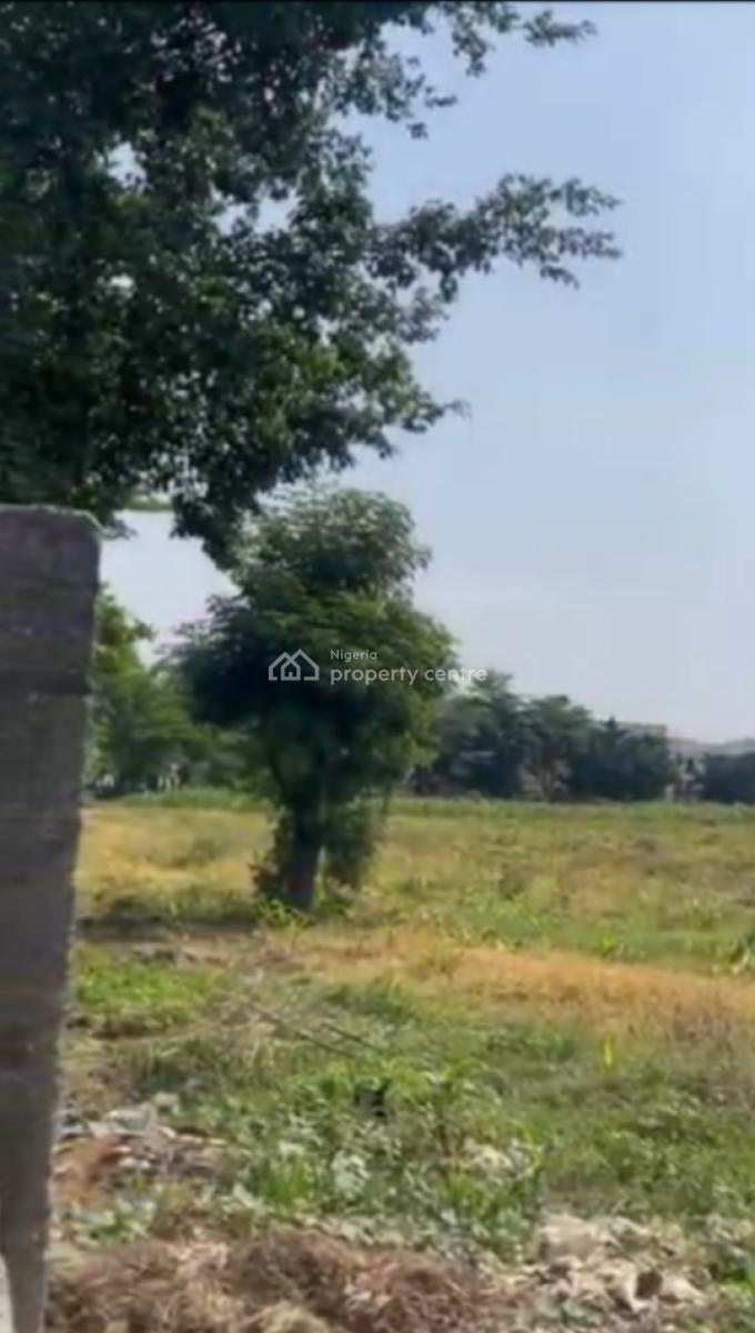 Public Institution Educational Available at Utako District, Utako District, Utako, Abuja, Mixed-use Land for Sale