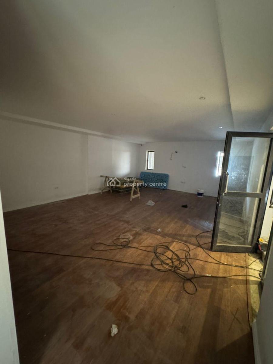 Luxurious 2 Bedroom Apartment in a Secure Location Good for Investment, Lekki Phase 1, Lekki, Lagos, Flat / Apartment for Rent