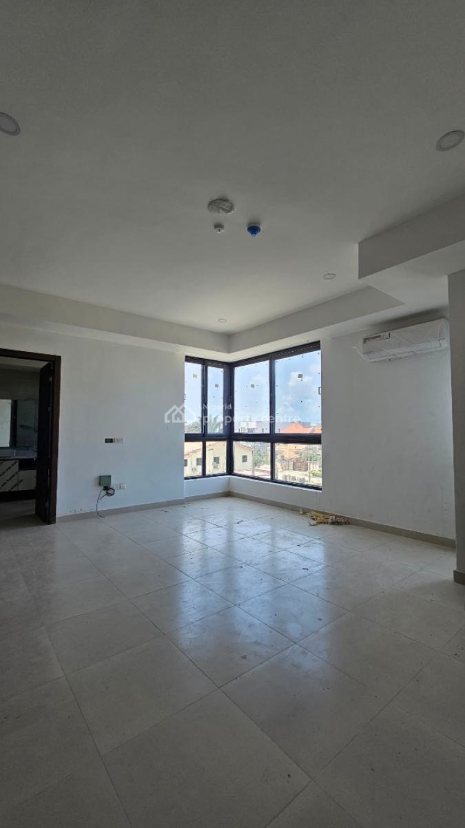 Massive Spacious & Ultra Luxury 3 Bedroom Apartment with Swimming Pool, Lekki Phase 1, Lekki, Lagos, Flat / Apartment for Sale