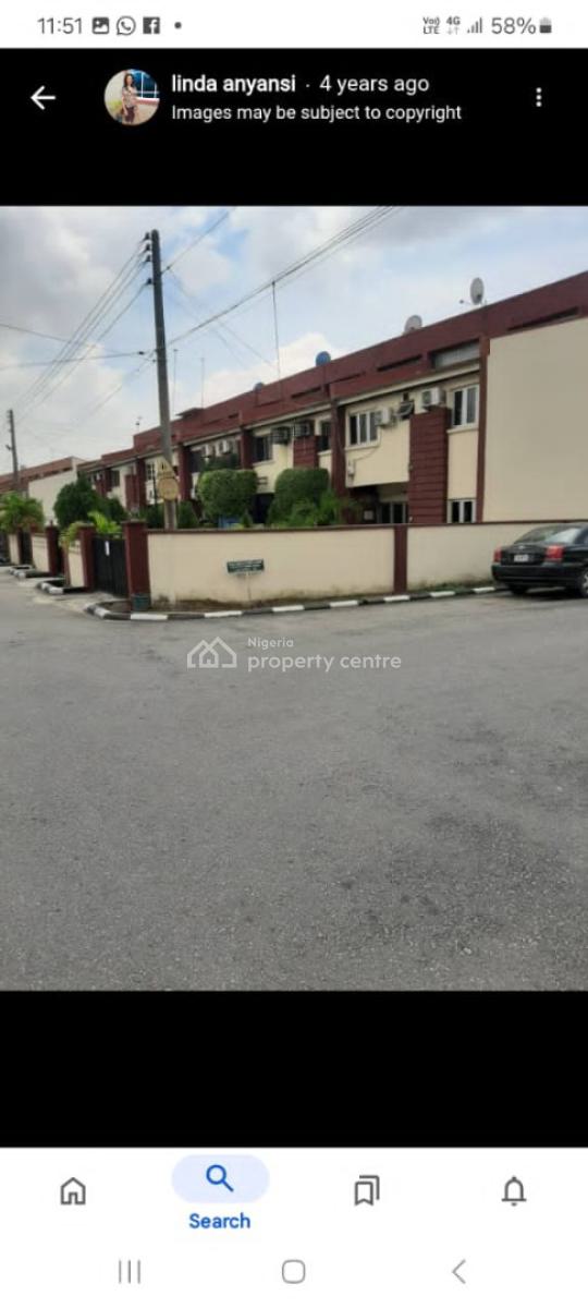 3 Bedroom Terrace with Bq, Olarewaju Estate, Yaba, Lagos, Terraced Duplex for Sale
