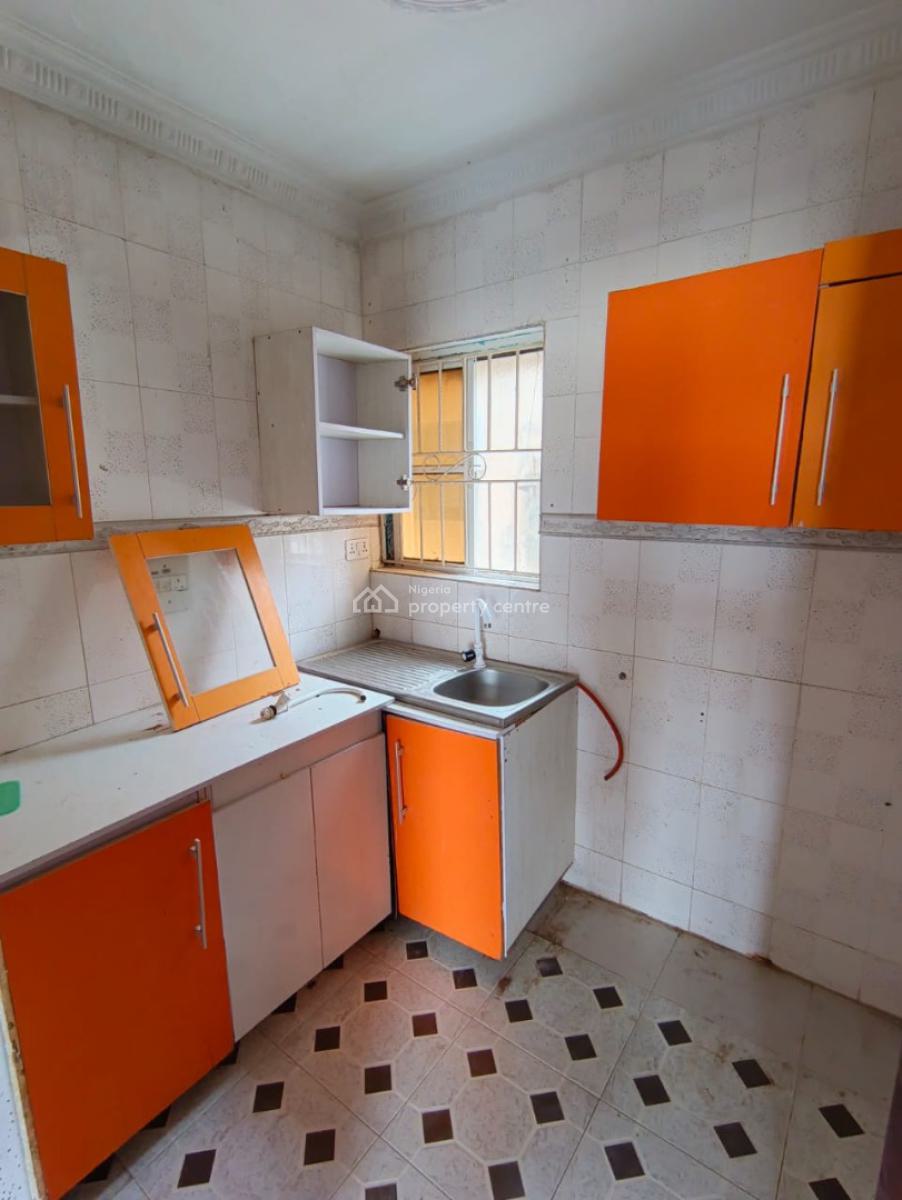 2bedroom Flat, Ologolo, Lekki, Lagos, Flat / Apartment for Rent