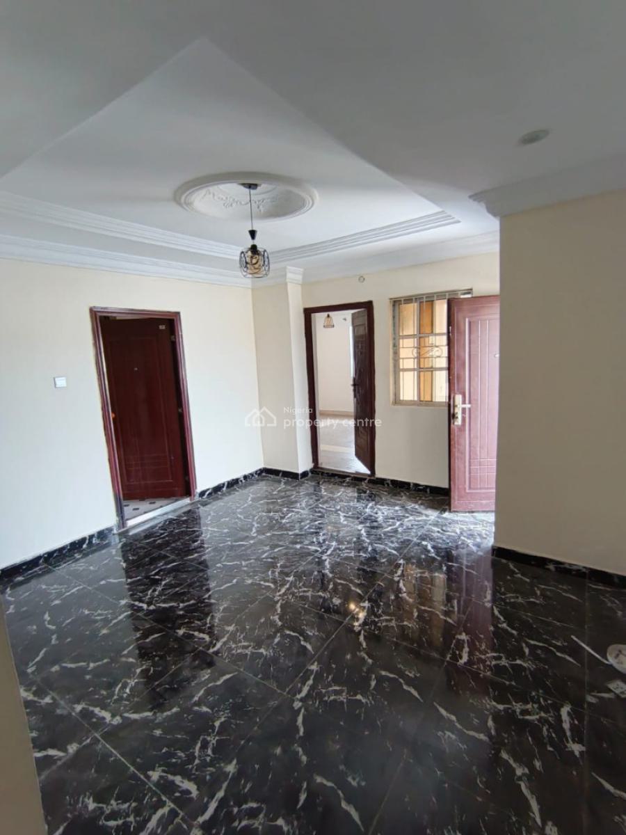 2bedroom Flat, Ologolo, Lekki, Lagos, Flat / Apartment for Rent