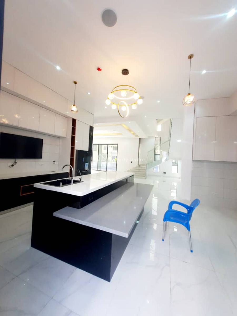 Luxurious 5 Bedrooms Duplex in a Good Area, Osapa, Lekki, Lagos, Detached Duplex for Sale