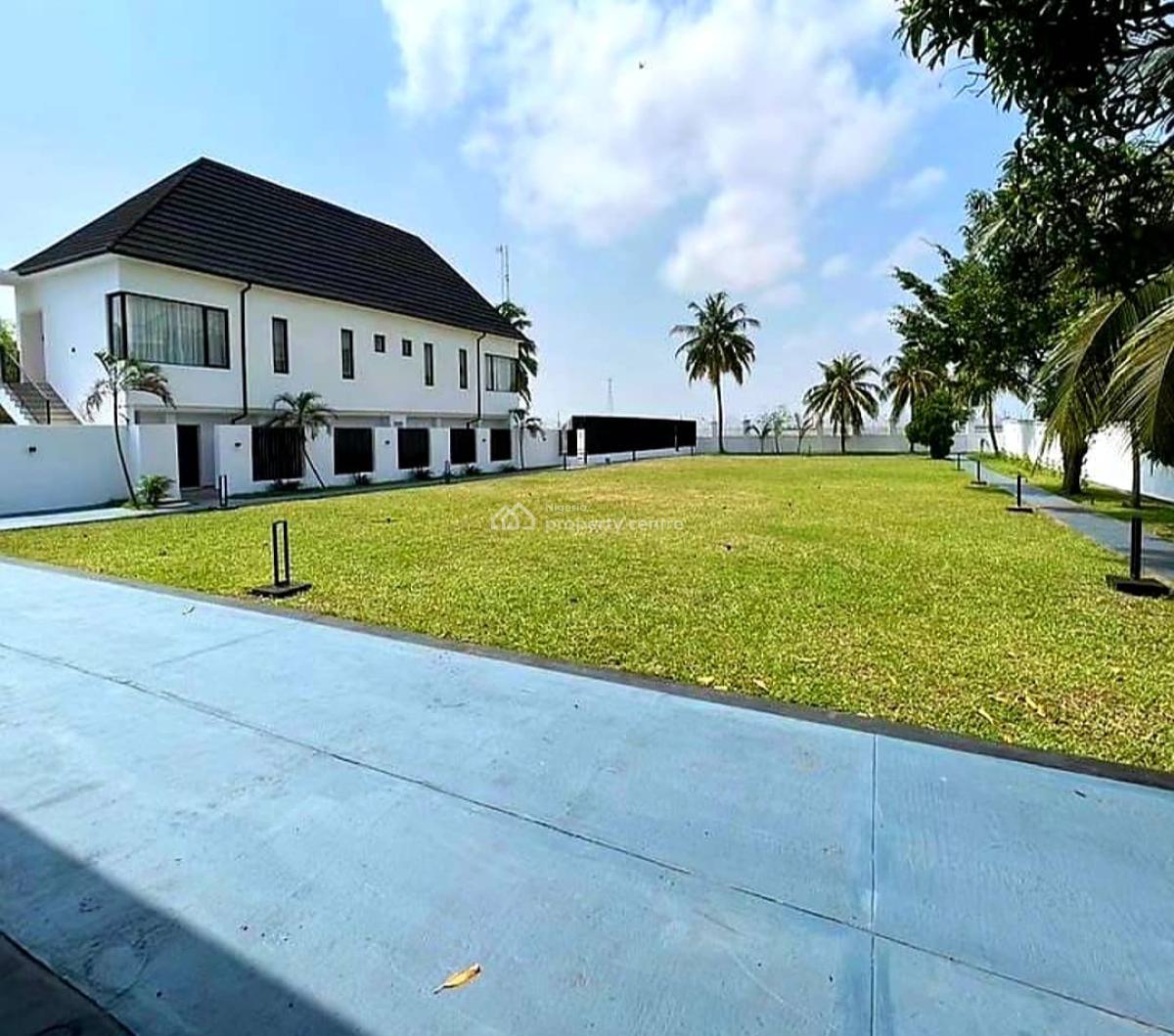 Stunning 6 Bedrooms Waterfront Mansion in a Good Area, Ikoyi, Lagos, House for Sale
