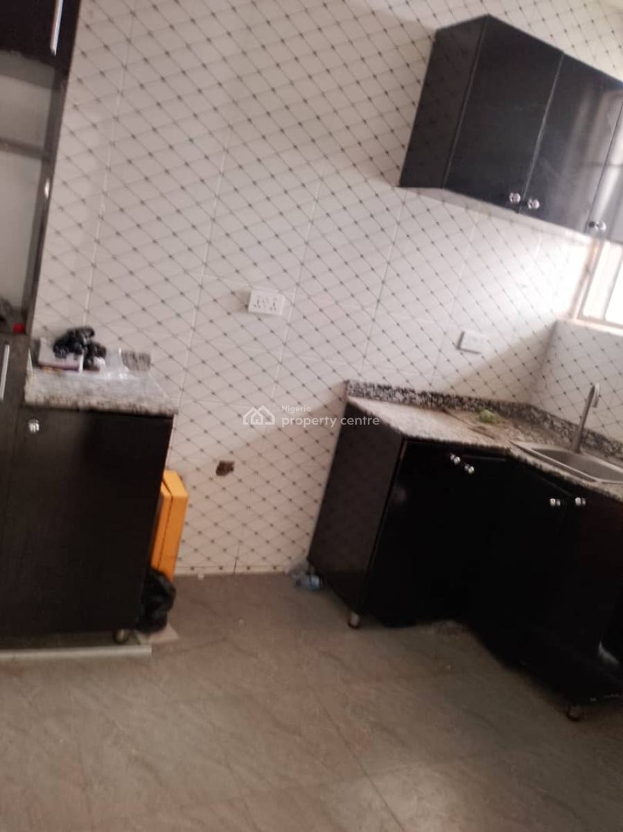 Luxury 2 Bedroom Block of Flats in a Very Nice Estate on Tarred Road., Gwarinpa, Abuja, Flat / Apartment for Rent